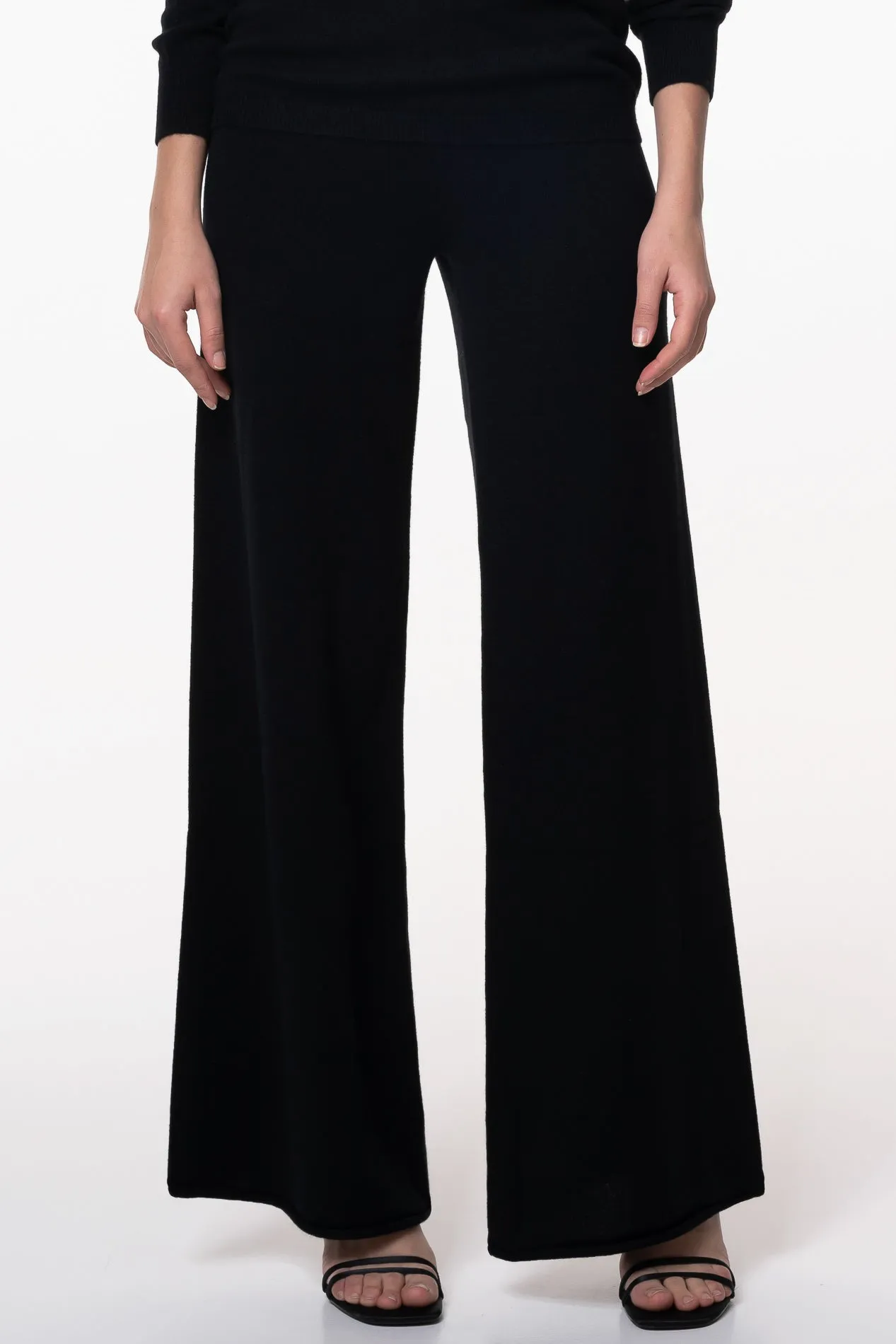 Akeem Cashmere Wide-Leg Pants In Black