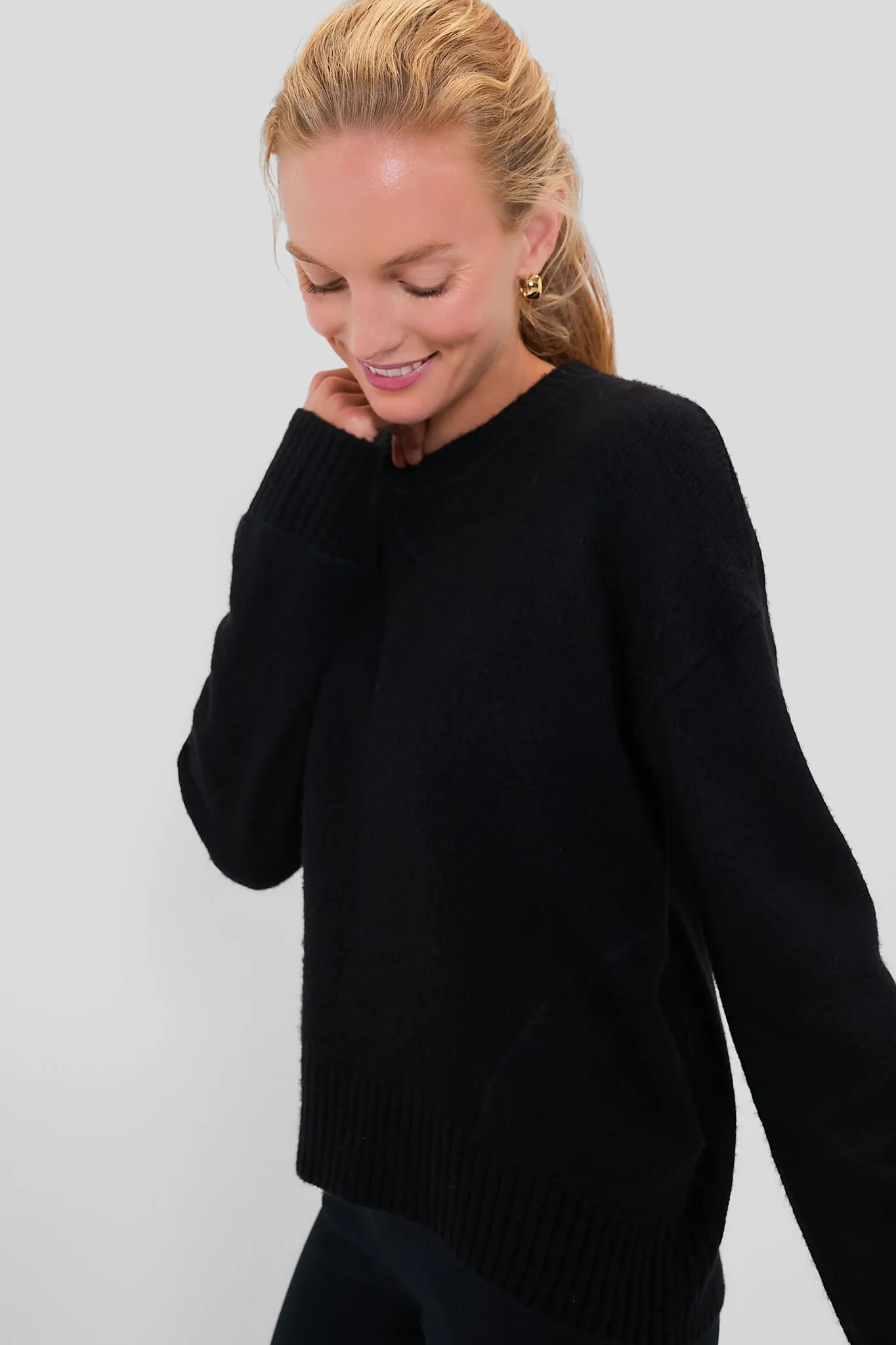 Black Faris Pullover