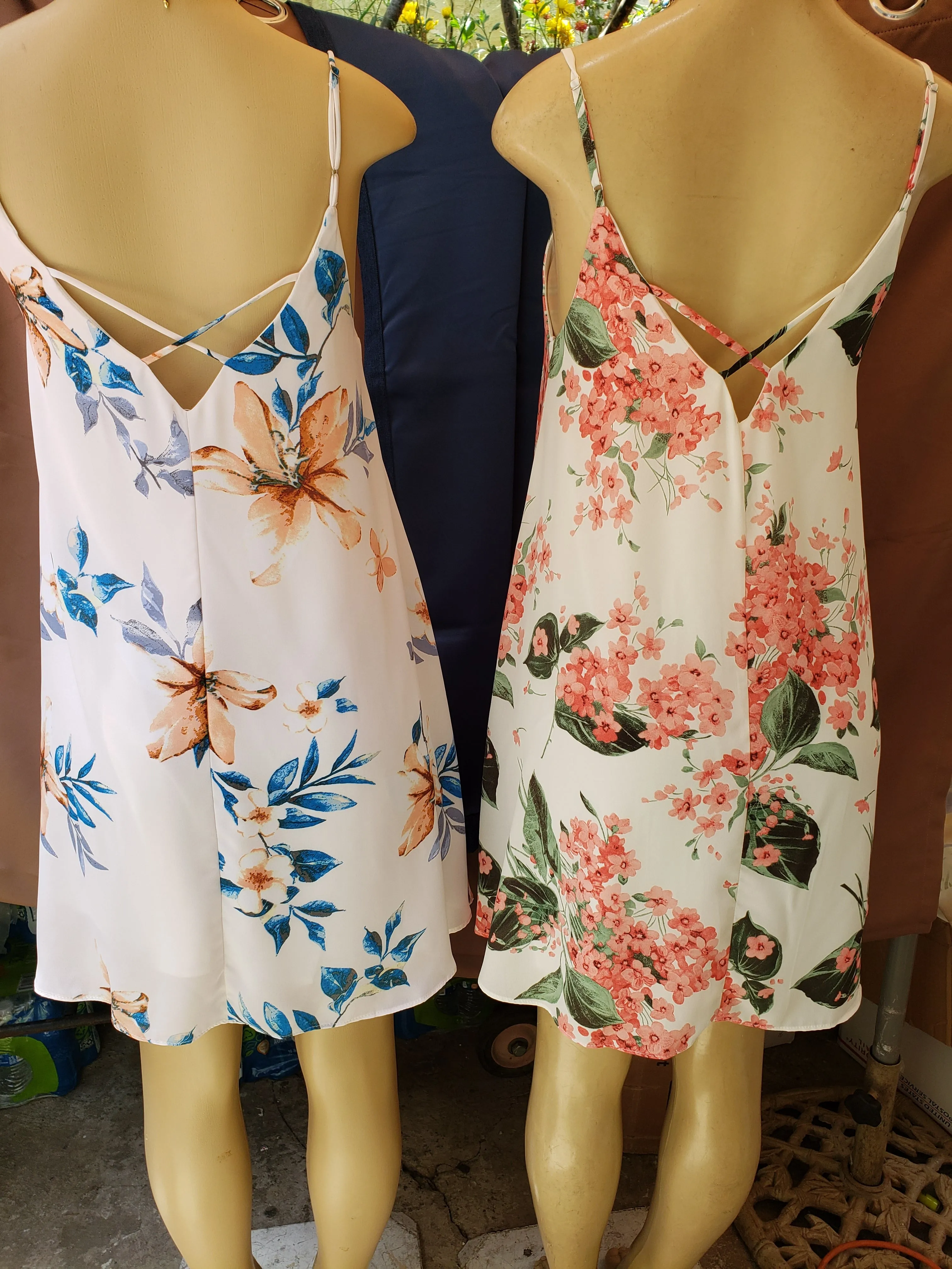 Boutique Summer Dresses Floral Printed 2 Styles To Choose From Great For Any Occasion