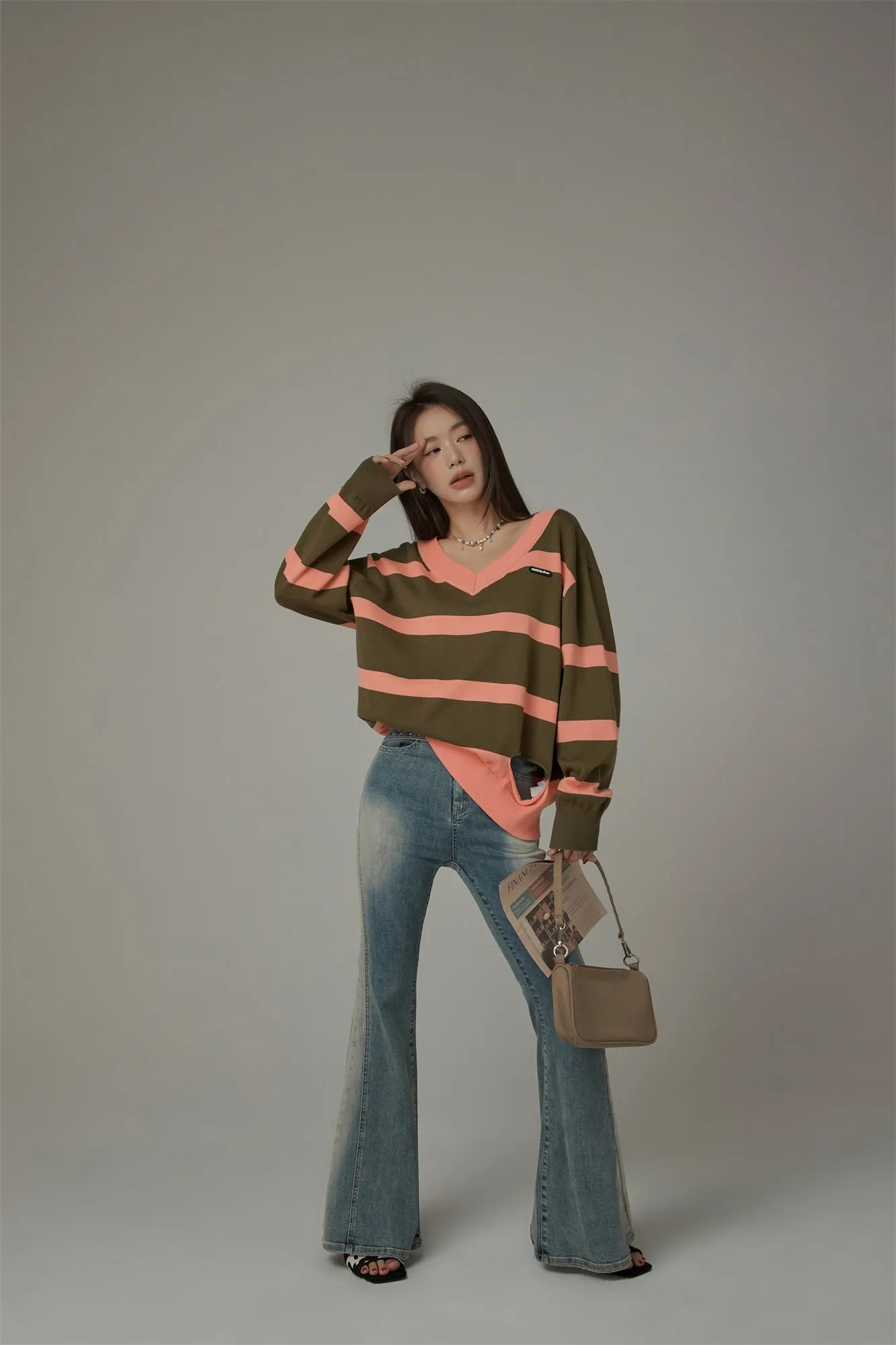 Color Matching V-Neck Striped Knit Sweater