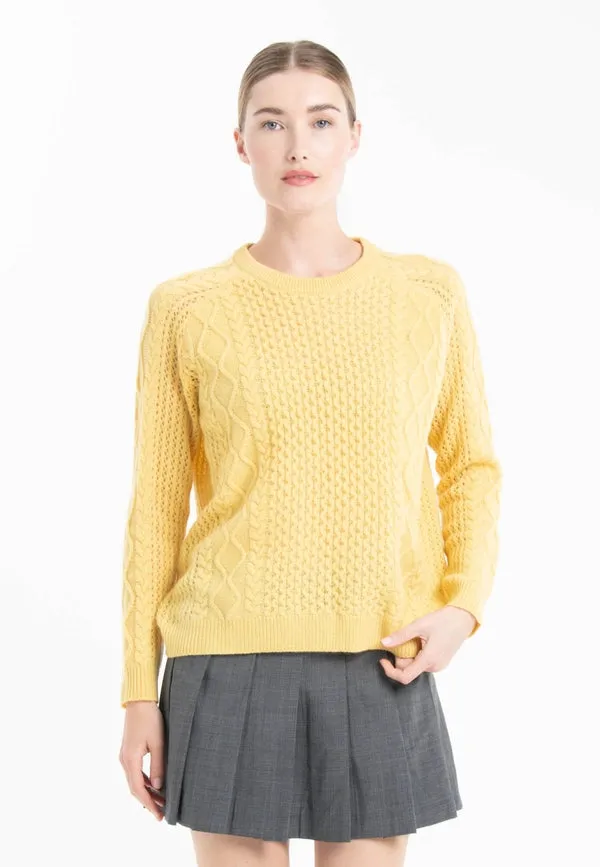 Nami 28 4-ply Twisted Round Neck Sweater in Yellow Cashmere