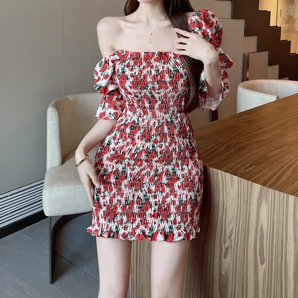 Square Neck Bubble Sleeve Bodycon Floral Dress