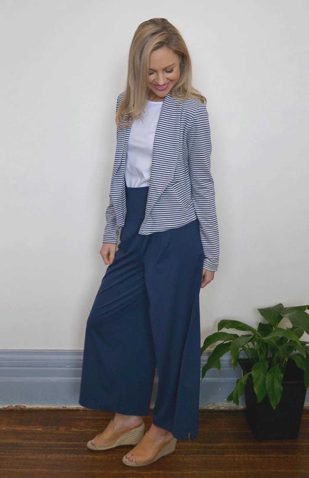 Wide Leg Crop Pants - Jersey