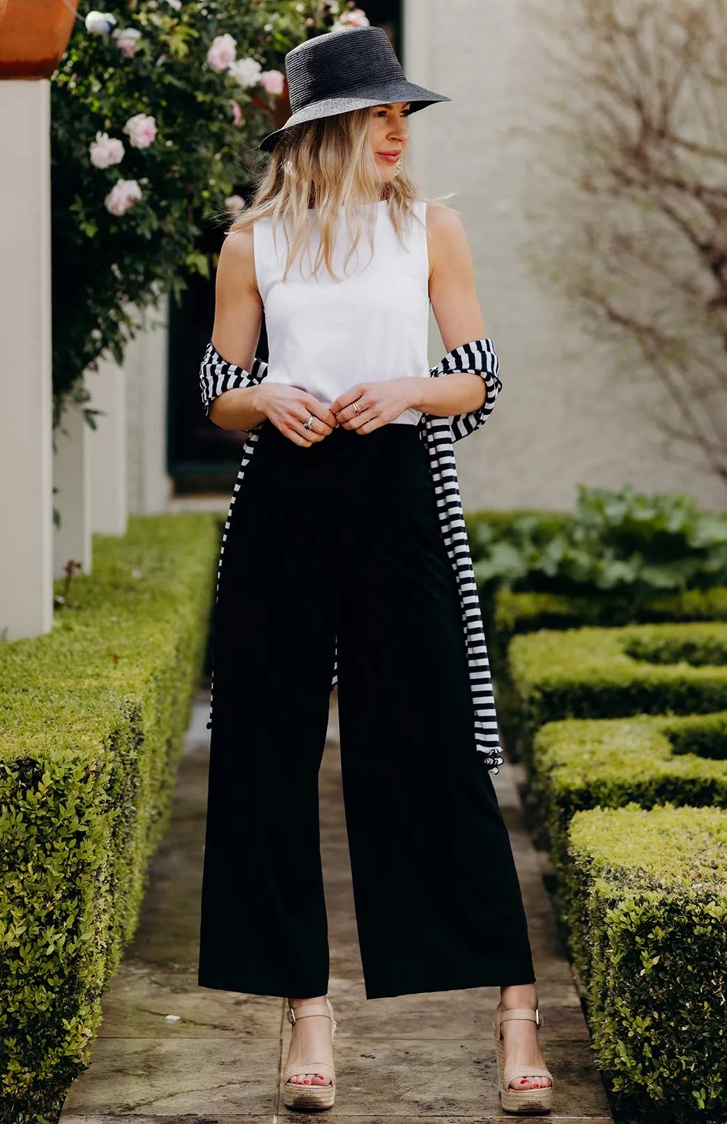 Wide Leg Crop Pants - Jersey